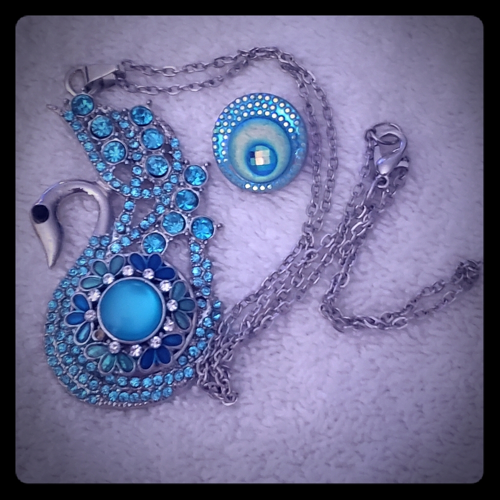 ~MAKE AN OFFER~       BEAUTIFUL CRYSTAL SWAN!